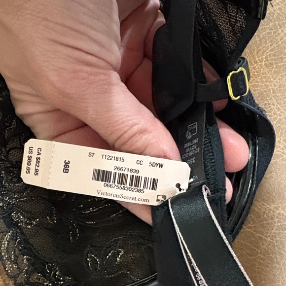 Victoria's Secret Black Sheer Floral Bra - Picture 2 of 2